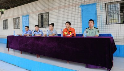 永利官网开展2017年新生安全防范、消防知识进军训主题活动