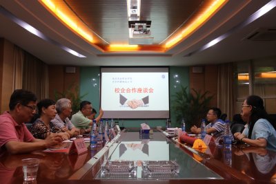 科捷物流华中区领导到访永利官网深入交流校企合作